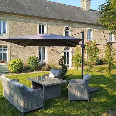 Ferme Aux Leopards Normands Bed and Breakfast Mandeville-en-Bessin Eksteriør billede